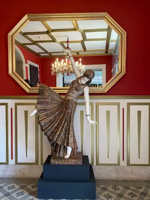 20's dancer at the Berardo Art Deco Museum in Lisbon, Portugal