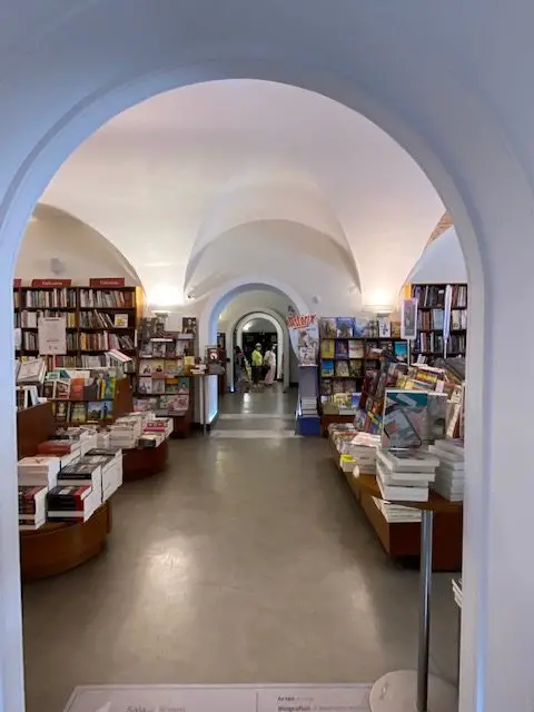 Interior shot of Lisbon's Livraria Bertrand bookstore