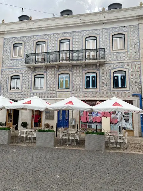 Tiled facade in Lisbon, Portugal (address unknown)