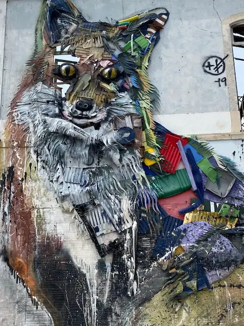 Bordallo II Giant Fox multimedia mural, Avenida 24 de Julho, Lisbon, Portugal