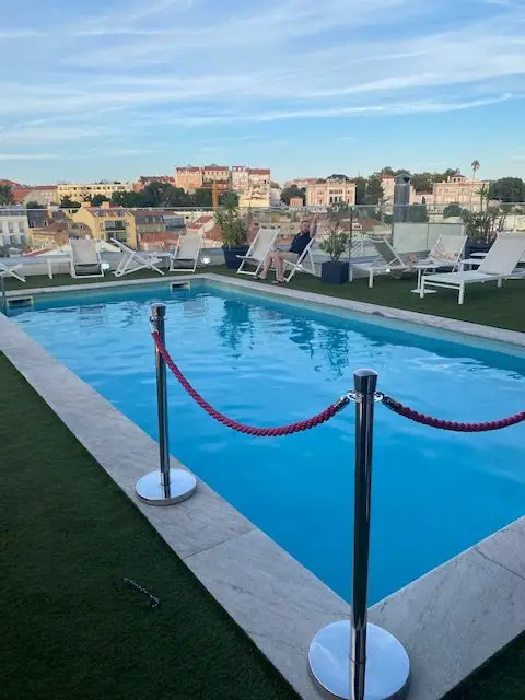 The rooftop pool at NH Collection Lisboa Liberdade