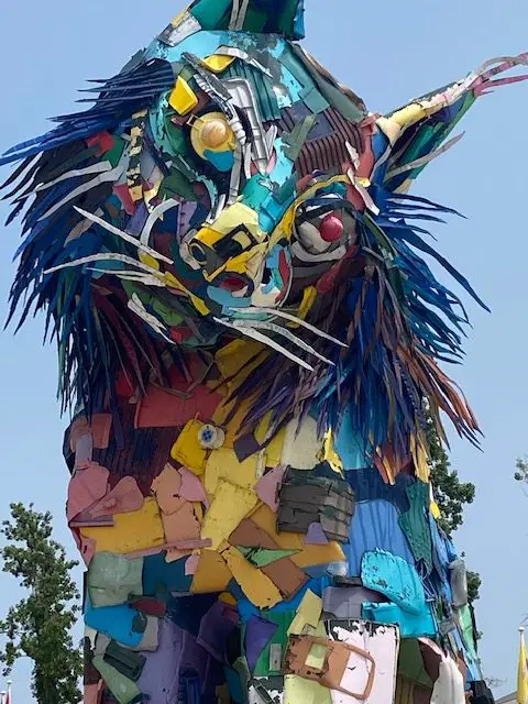 Portugues plastic-artist Bordallo II's Iberian Lynx (Lince Ibérico) is located in Lisbon's Parque das Nações neighborhood